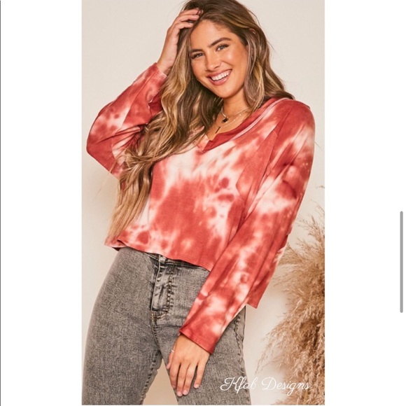 ❤️SO SOFT TIE DYED BATWING TOP!❤️ - Picture 6 of 10